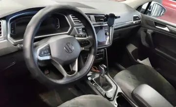 Volkswagen Tiguan 2022 года за 15 000 000 тг. в Астана фото 5