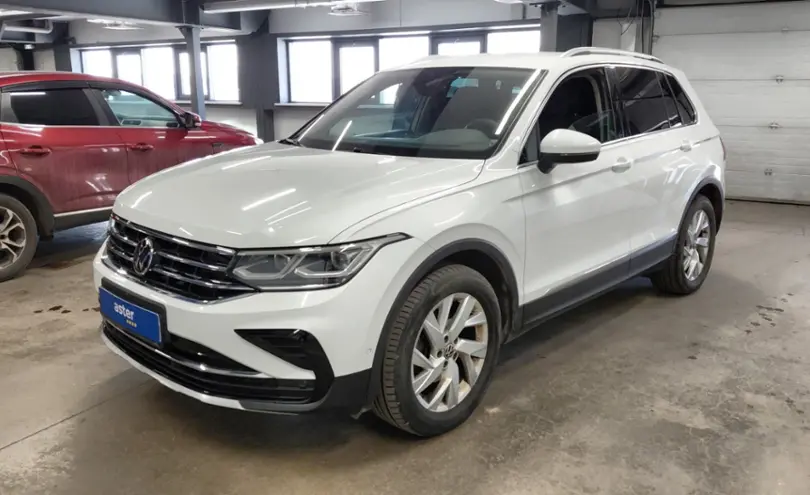 Volkswagen Tiguan 2022 года за 15 000 000 тг. в Астана
