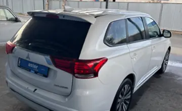 Mitsubishi Outlander 2022 года за 8 500 000 тг. в Атырау