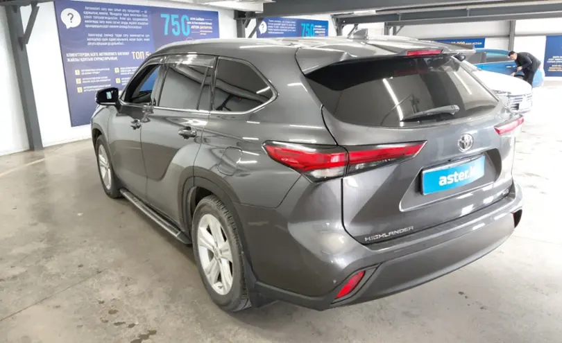 Toyota Highlander 2020 года за 23 000 000 тг. в Астана фото 4