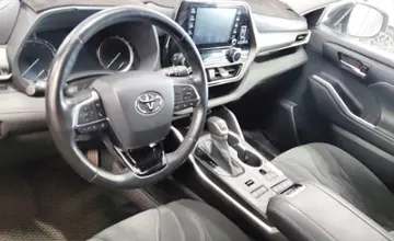 Toyota Highlander 2020 года за 23 000 000 тг. в Астана фото 5