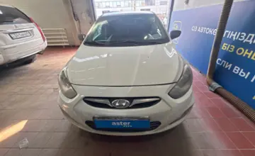 Hyundai Accent 2014 года за 5 000 000 тг. в Астана фото 2