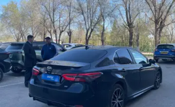 Toyota Camry 2019 года за 11 000 000 тг. в Актобе