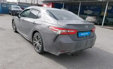 Toyota Camry 2018 года за 11 000 000 тг. в Шымкент фото 4