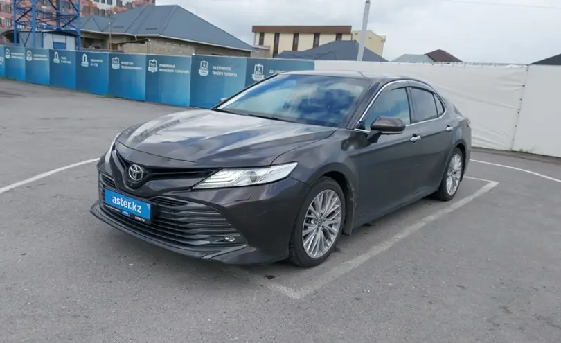 Toyota Camry 2018 года за 16 000 000 тг. в Шымкент