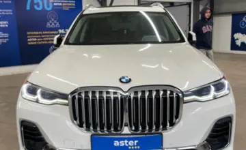 BMW X7 2019 года за 28 900 000 тг. в Астана фото 2