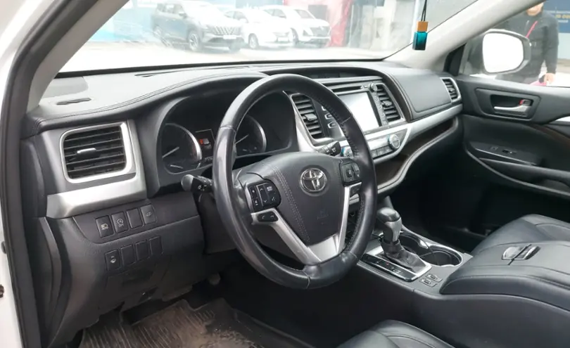Toyota Highlander 2017 года за 17 500 000 тг. в Шымкент фото 5