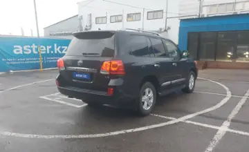 Toyota Land Cruiser 2014 года за 24 500 000 тг. в Алматы фото 3
