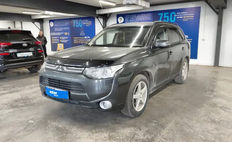 Mitsubishi Outlander 2013 года за 7 300 000 тг. в Астана