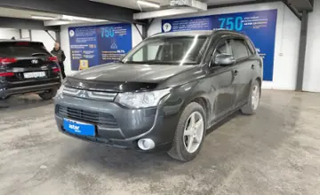 Mitsubishi Outlander 2013 года за 7 300 000 тг. в Астана фото 1