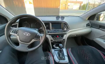 Hyundai Elantra 2017 года за 6 900 000 тг. в Шымкент фото 5