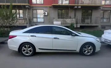 Hyundai Sonata 2011 года за 4 500 000 тг. в Алматы фото 3