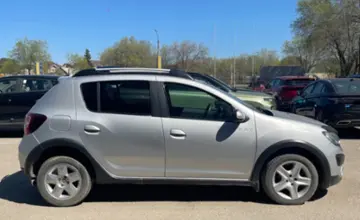 Renault Sandero 2016 года за 5 000 000 тг. в Актобе фото 4