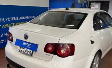 Volkswagen Jetta 2010 года за 1 600 000 тг. в Астана