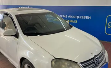 Volkswagen Jetta 2010 года за 1 600 000 тг. в Астана фото 3