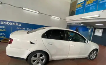 Volkswagen Jetta 2010 года за 1 600 000 тг. в Астана фото 4