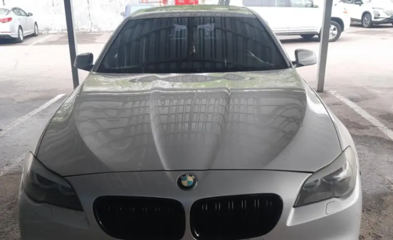 BMW 5 серии 2013 года за 12 000 000 тг. в Алматы фото 2