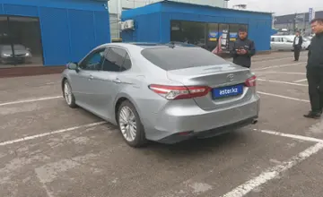 Toyota Camry 2020 года за 11 500 000 тг. в Алматы фото 4