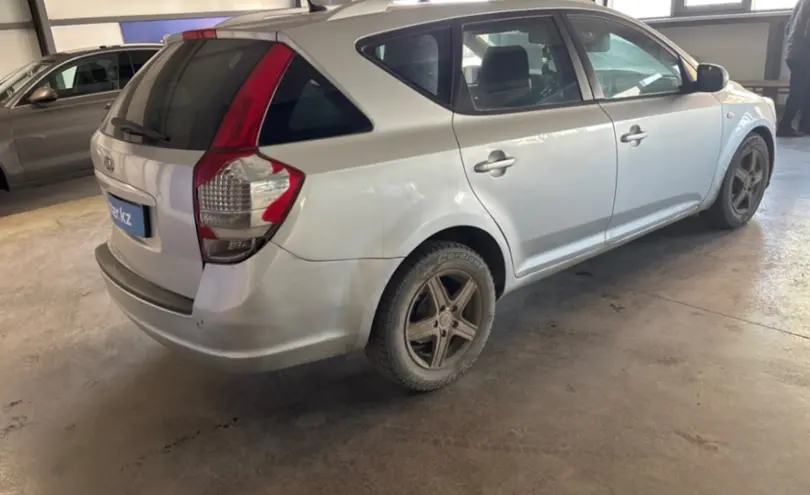 Kia Ceed 2009 года за 4 000 000 тг. в Астана фото 5