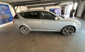 Kia Ceed 2009 года за 4 000 000 тг. в Астана фото 4