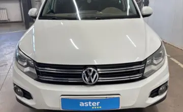 Volkswagen Tiguan 2014 года за 6 700 000 тг. в Астана фото 2
