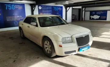 Chrysler 300C 2005 года за 4 000 000 тг. в Астана фото 2