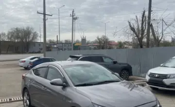 Hyundai Elantra 2020 года за 6 000 000 тг. в Уральск фото 3