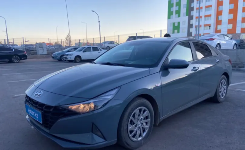 Hyundai Elantra 2021 года за 8 500 000 тг. в Астана
