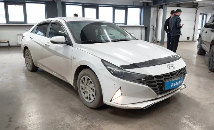 Hyundai Elantra 2022 года за 8 000 000 тг. в Астана фото 2