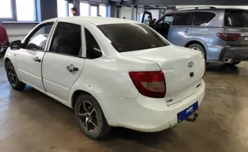 LADA (ВАЗ) Granta 2012 года за 1 900 000 тг. в Астана фото 4