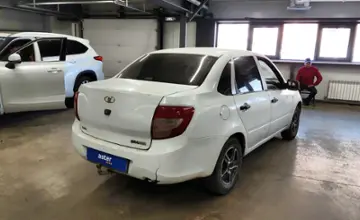 LADA (ВАЗ) Granta 2012 года за 1 900 000 тг. в Астана фото 3