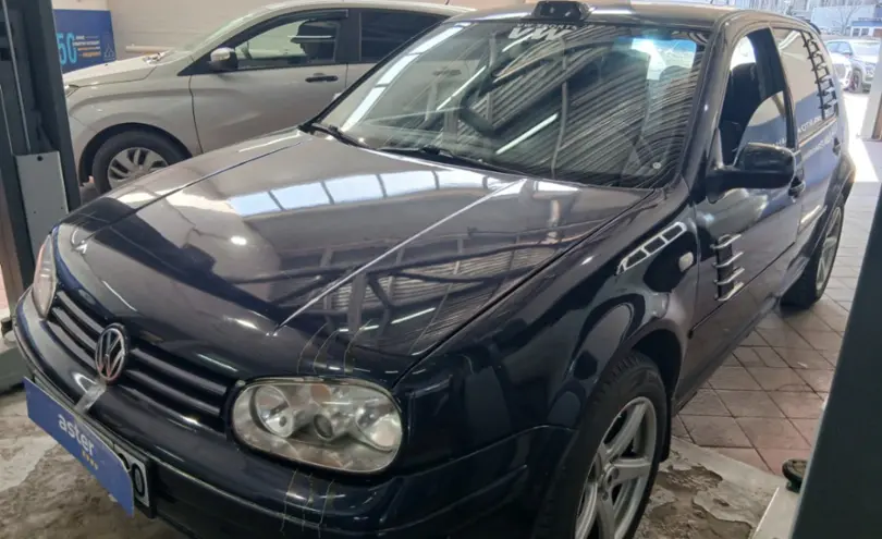 Volkswagen Golf 2001 года за 2 000 000 тг. в Астана