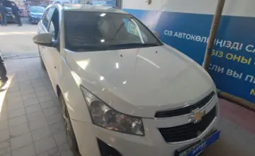 Chevrolet Cruze 2013 года за 3 500 000 тг. в Астана фото 3