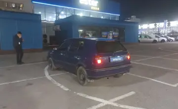 Volkswagen Golf 1995 года за 500 000 тг. в Алматы фото 4