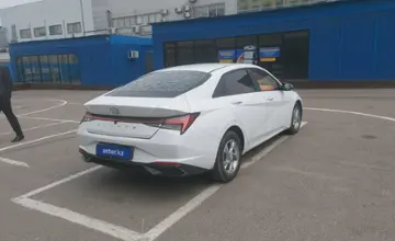 Hyundai Avante 2021 года за 12 000 000 тг. в Алматы фото 3