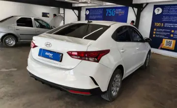 Hyundai Accent 2020 года за 7 500 000 тг. в Астана фото 3