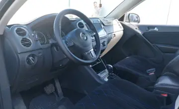 Volkswagen Tiguan 2011 года за 5 500 000 тг. в Шымкент фото 5