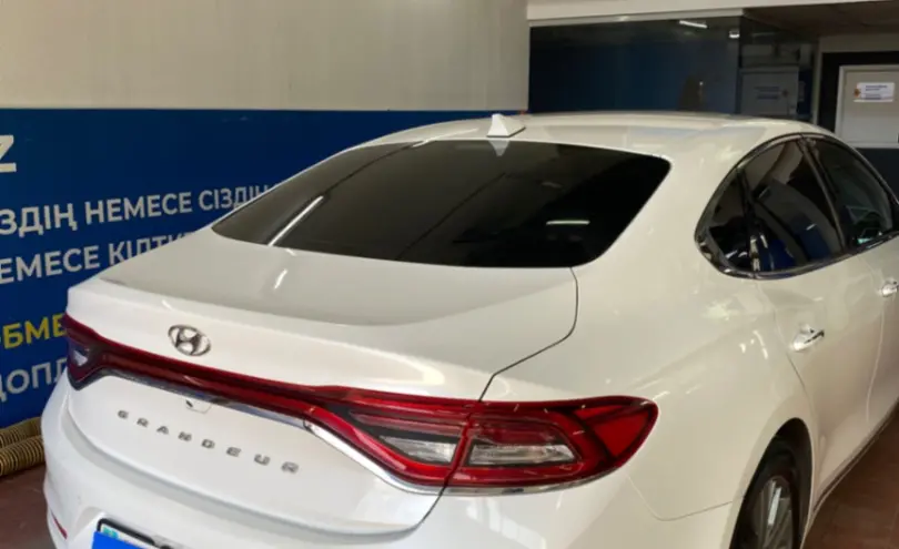 Hyundai Grandeur 2018 года за 11 500 000 тг. в Астана фото 5