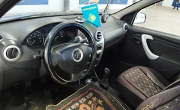 Renault Logan 2013 года за 2 000 000 тг. в Астана фото 5