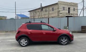 Renault Sandero 2015 года за 3 500 000 тг. в Атырау фото 4