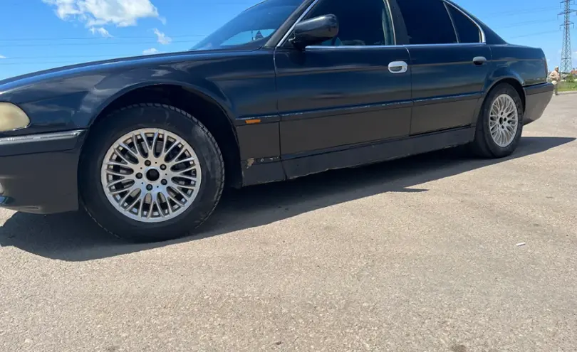 BMW 7 серии 1995 года за 3 200 000 тг. в Астана
