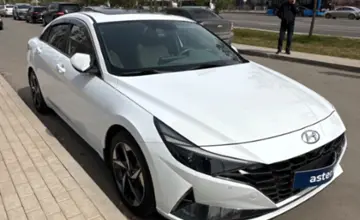 Hyundai Elantra 2021 года за 9 700 000 тг. в Астана фото 3