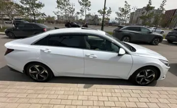 Hyundai Elantra 2021 года за 9 700 000 тг. в Астана фото 4