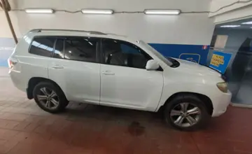 Toyota Highlander 2008 года за 10 000 000 тг. в Астана фото 4