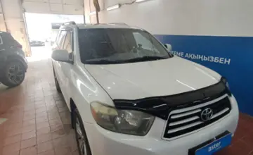 Toyota Highlander 2008 года за 10 000 000 тг. в Астана фото 3