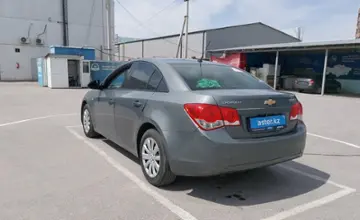 Chevrolet Cruze 2011 года за 2 540 000 тг. в Шымкент фото 4