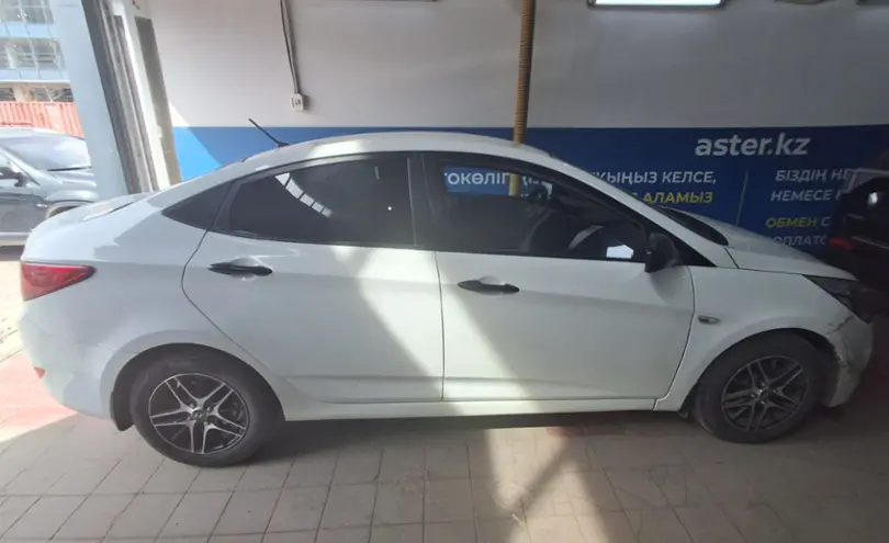 Hyundai Accent 2015 года за 4 000 000 тг. в Астана фото 4
