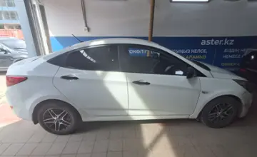 Hyundai Accent 2015 года за 4 000 000 тг. в Астана фото 4