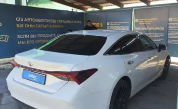 Toyota Avalon 2022 года за 18 000 000 тг. в Талдыкорган