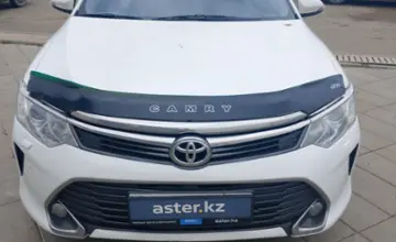 Toyota Camry 2015 года за 11 000 000 тг. в Уральск фото 2